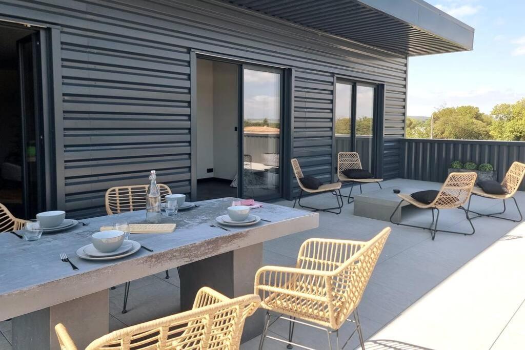 Saint Remy De Provence Roof Top Avec Jacuzzi Bagian luar foto